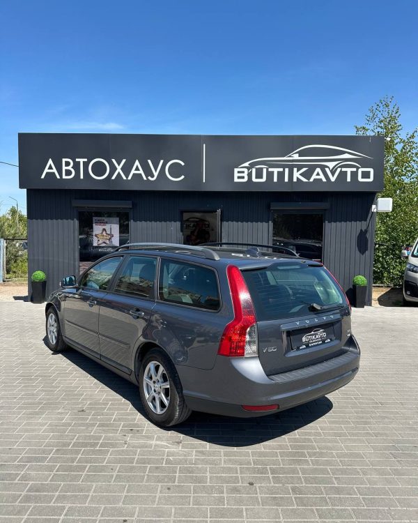 VOLVO V50 - Image 4