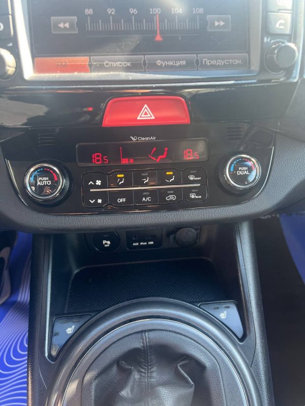 Kia Sportage III - Image 13