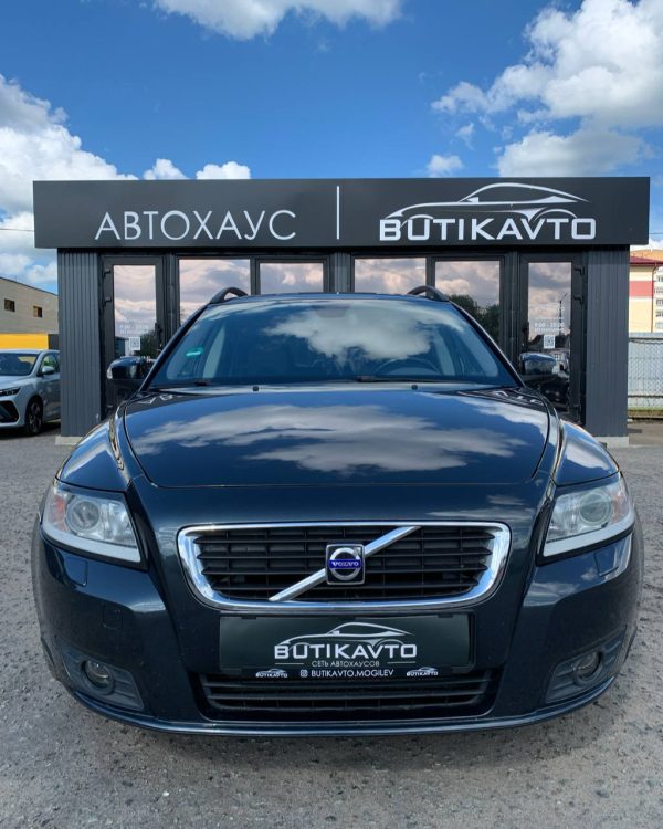 VOLVO V50 - Image 2