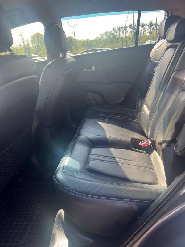 Kia Sportage III - Image 15