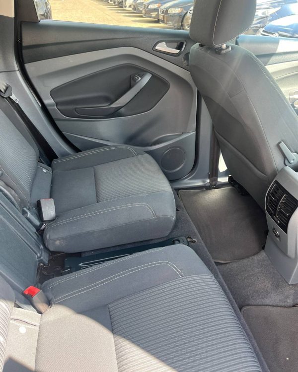 Ford C-MAX II - Image 12