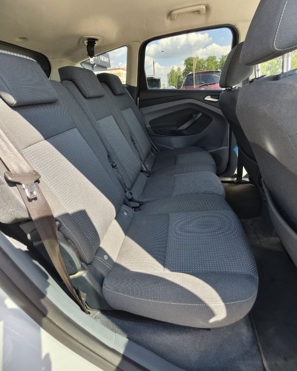 Ford C-MAX II - Image 13