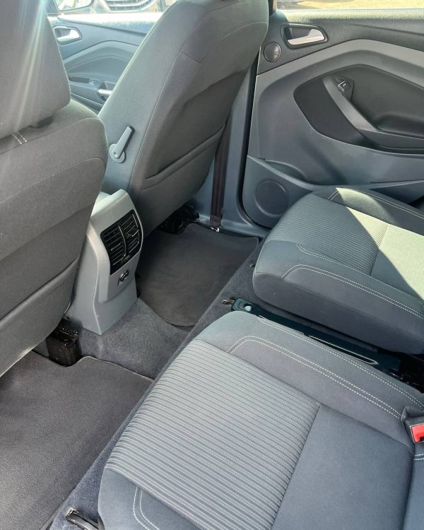 Ford C-MAX II - Image 11