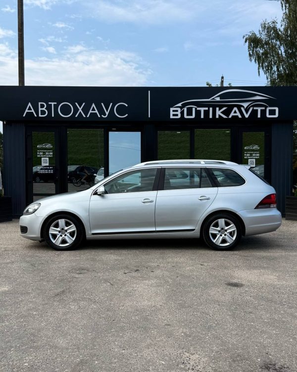 Volkswagen Golf VI - Image 4