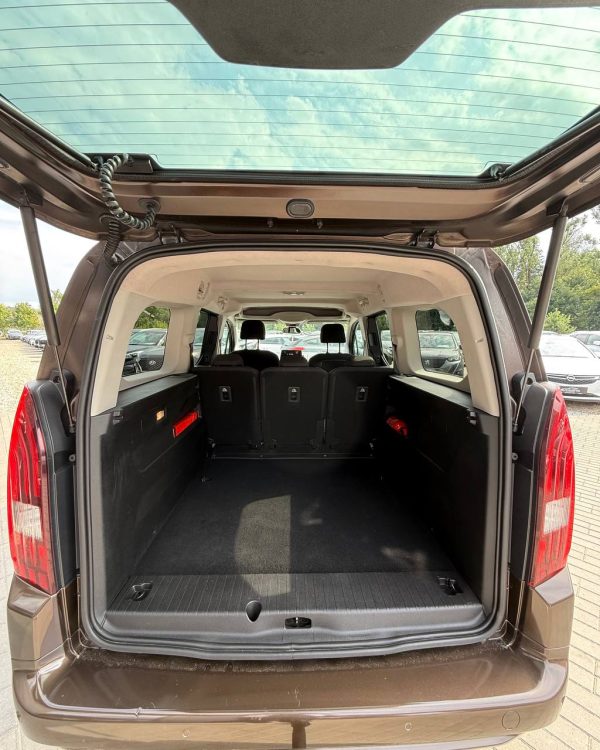 Opel Combo E - Image 10