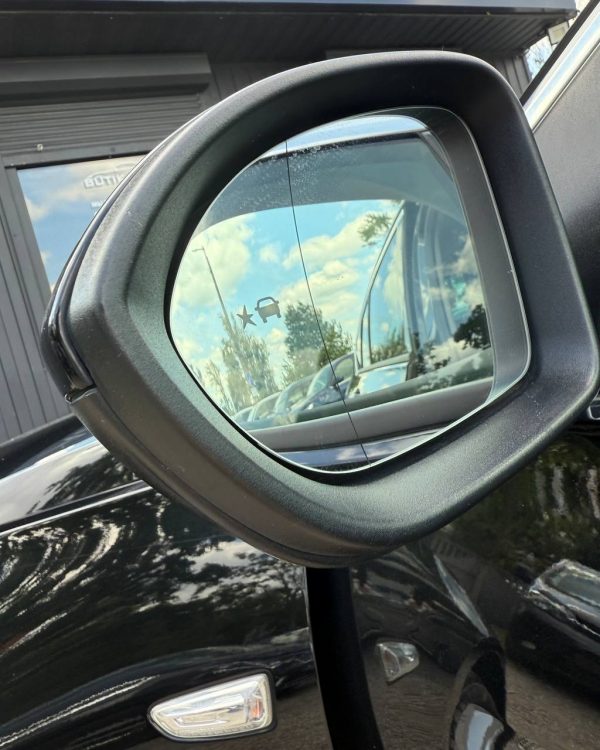 Opel Insignia II - Image 12