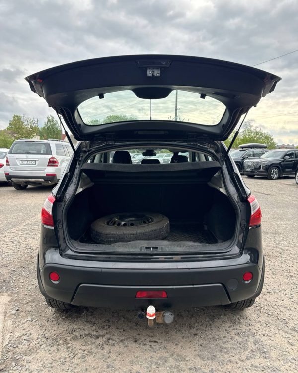 NISSAN QASHQAI - Image 12