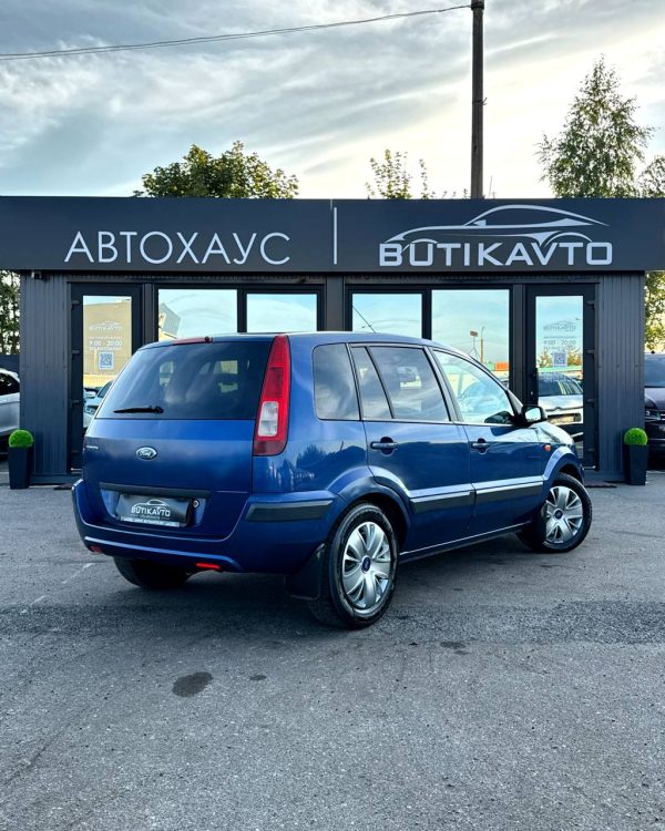 Ford Fusion I · Рестайлинг - Image 7