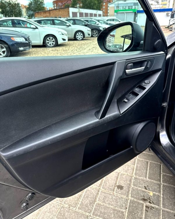 Mazda 3 BL - Image 9