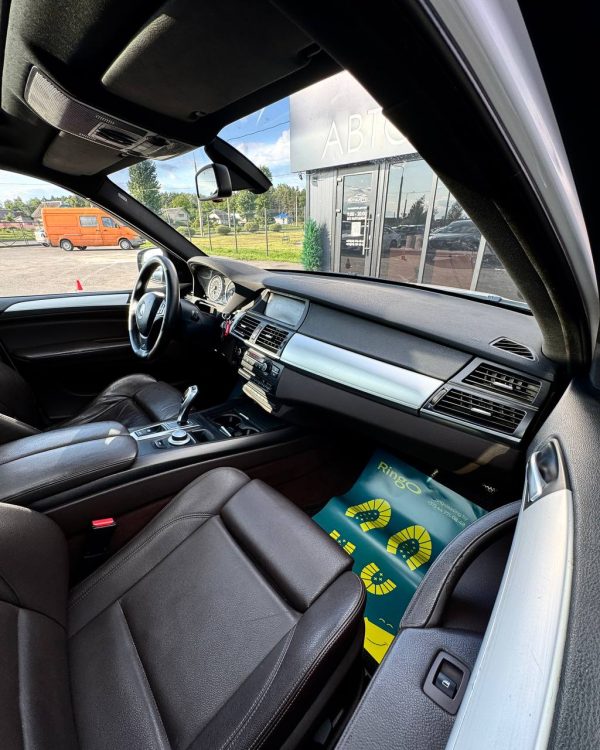 BMW X5 E70 - Image 13