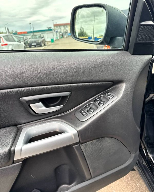 Volvo XC90 I - Image 9