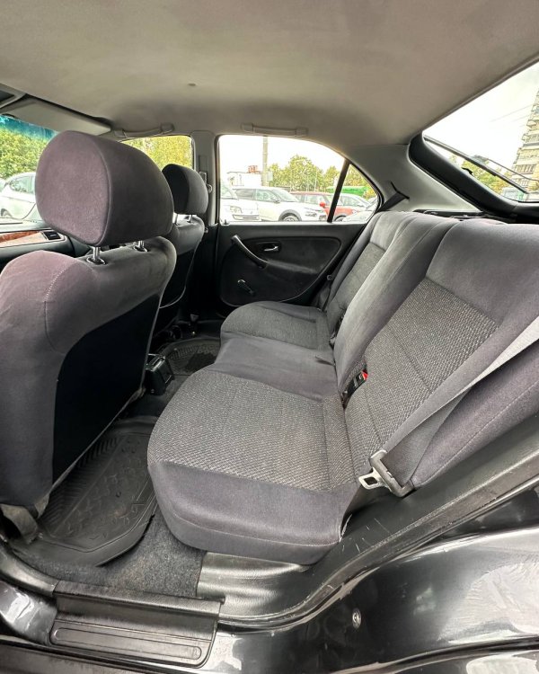 Honda Civic VI - Image 8