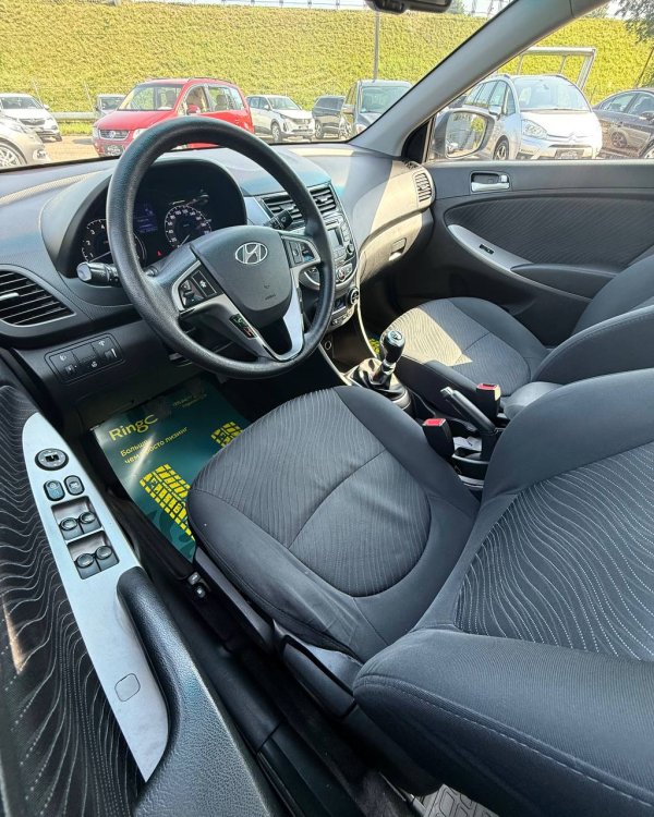 Hyundai Solaris I · Рестайлинг - Image 9