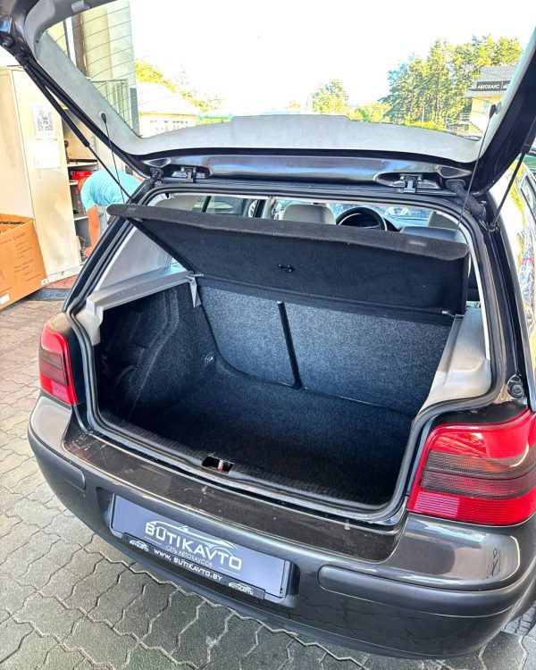 Volkswagen Golf IV - Image 14