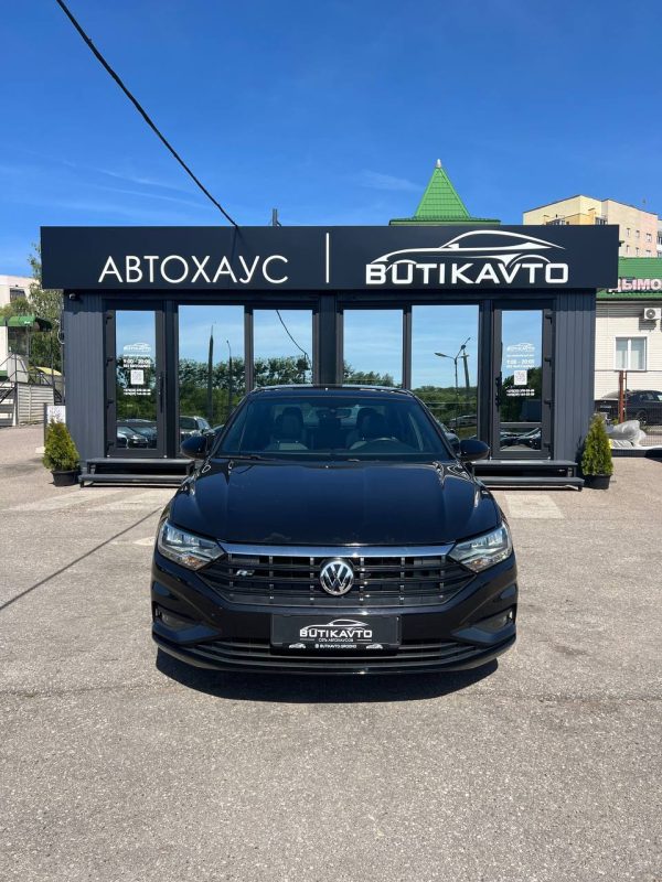 Volkswagen Jetta - Image 2