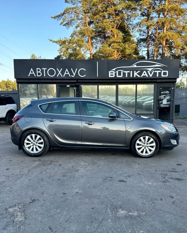 Opel Astra J - Image 15