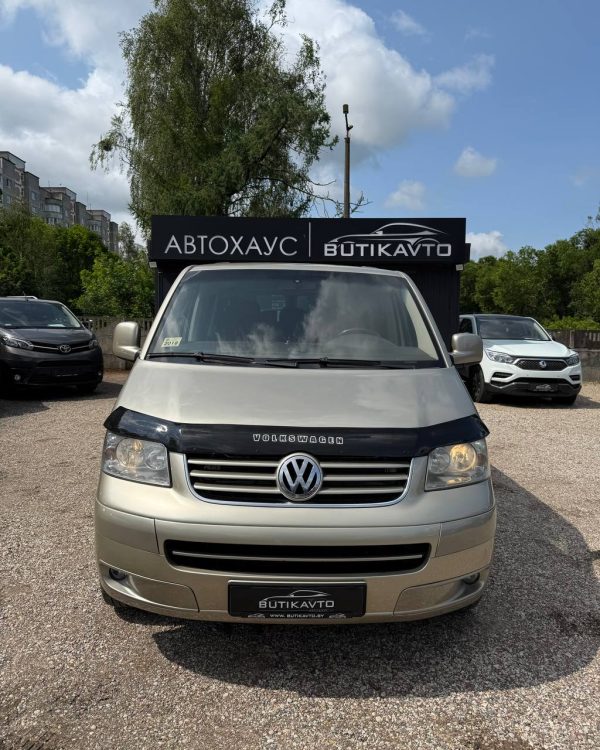 Volkswagen Caravelle T5 - Image 2