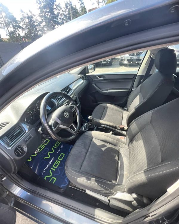 Skoda Rapid I - Image 8