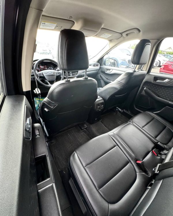 Ford Escape IV - Image 11