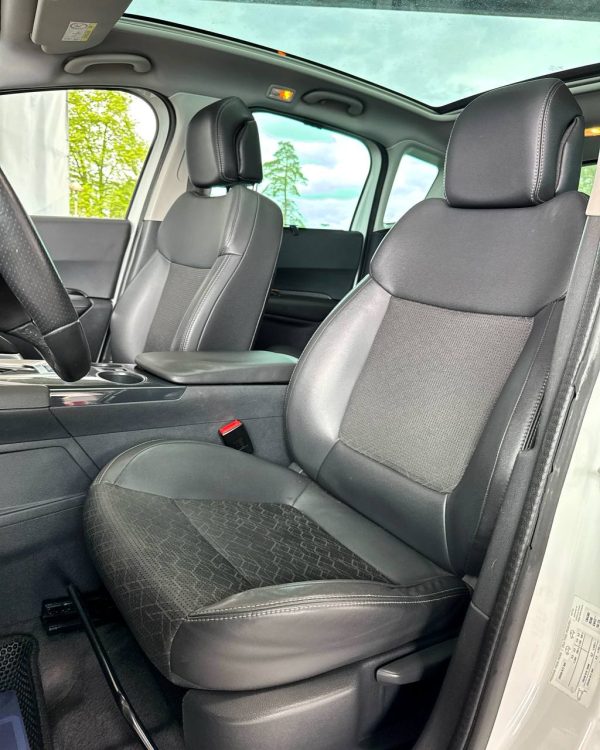 Peugeot 3008 I · Рестайлинг - Image 10
