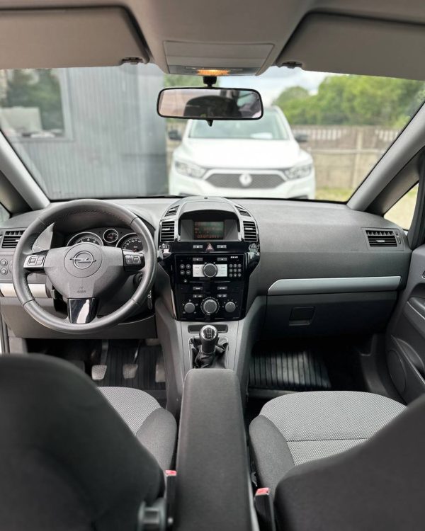 Opel Zafira B · Рестайлинг - Image 9