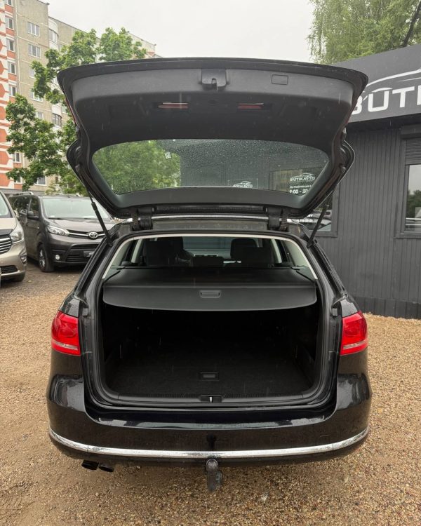 Volkswagen Passat B7 - Image 13