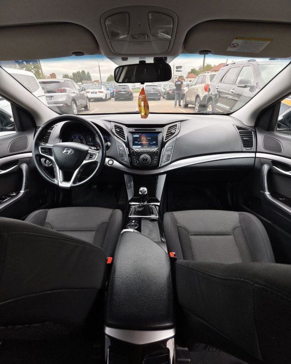 Hyundai i40 VF - Image 9