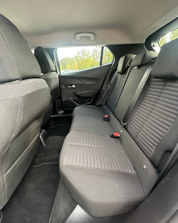 Peugeot 2008 II - Image 8