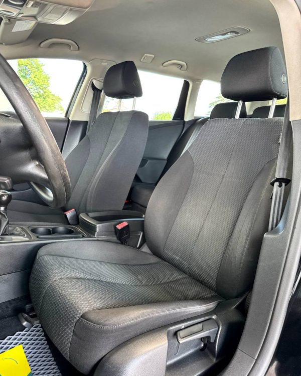Volkswagen Passat B6 - Image 10