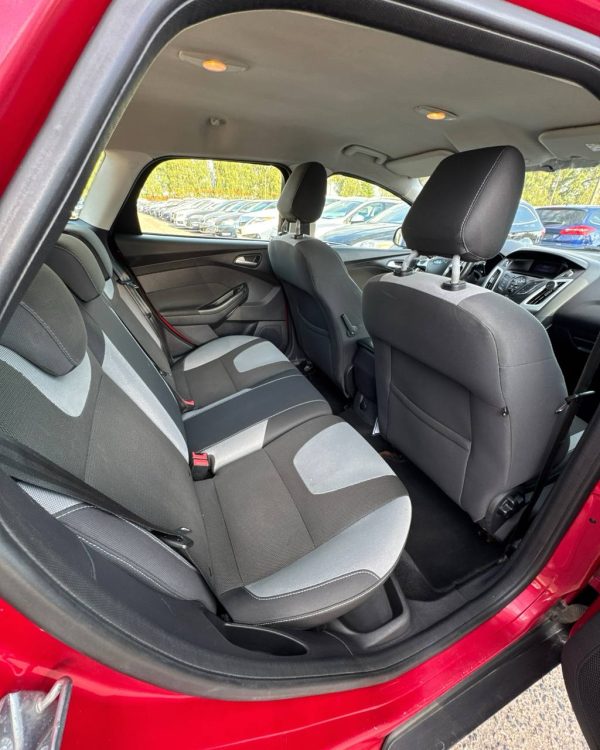 Ford Focus III - Image 13