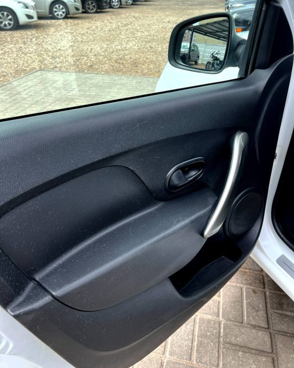 Dacia Logan II - Image 9
