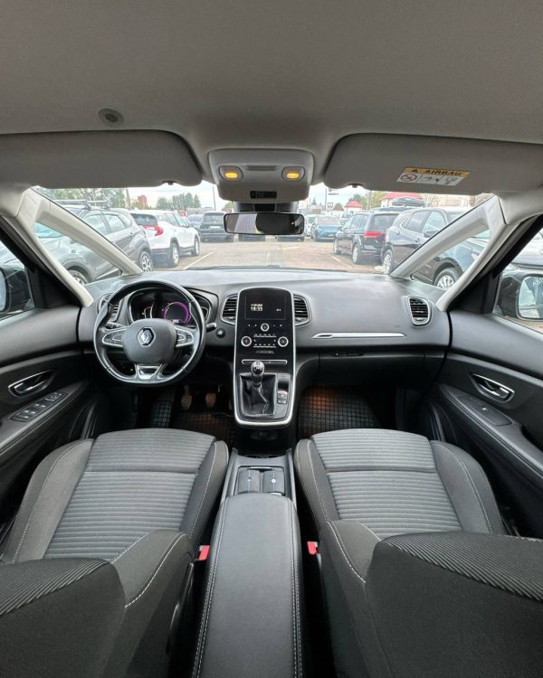 Renault Grand Scenic IV - Image 9
