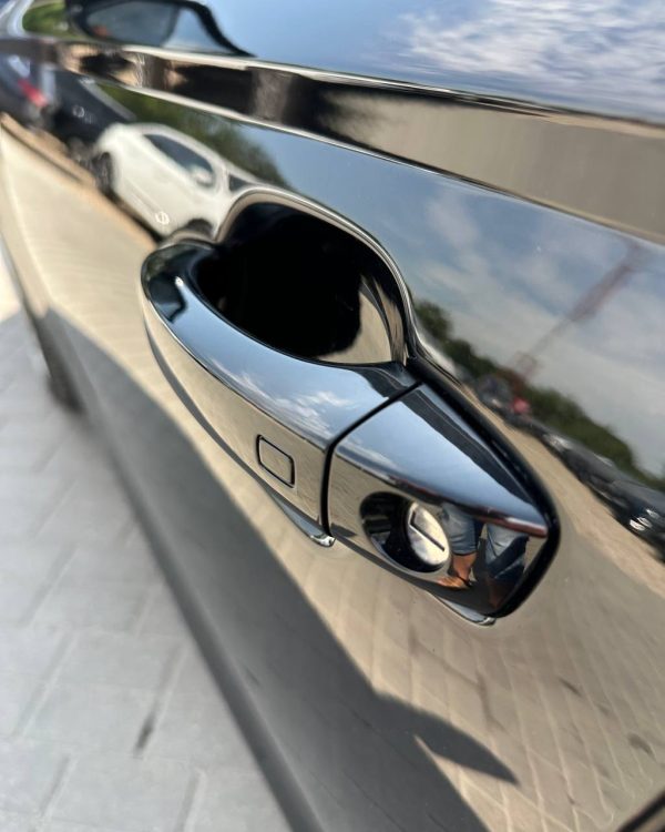 AUDI A6 - Image 12