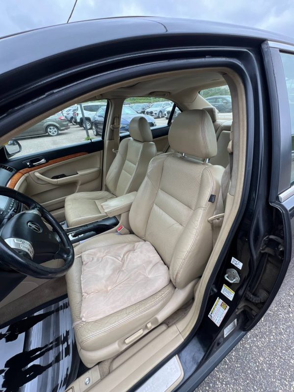 Acura TSX I - Image 10
