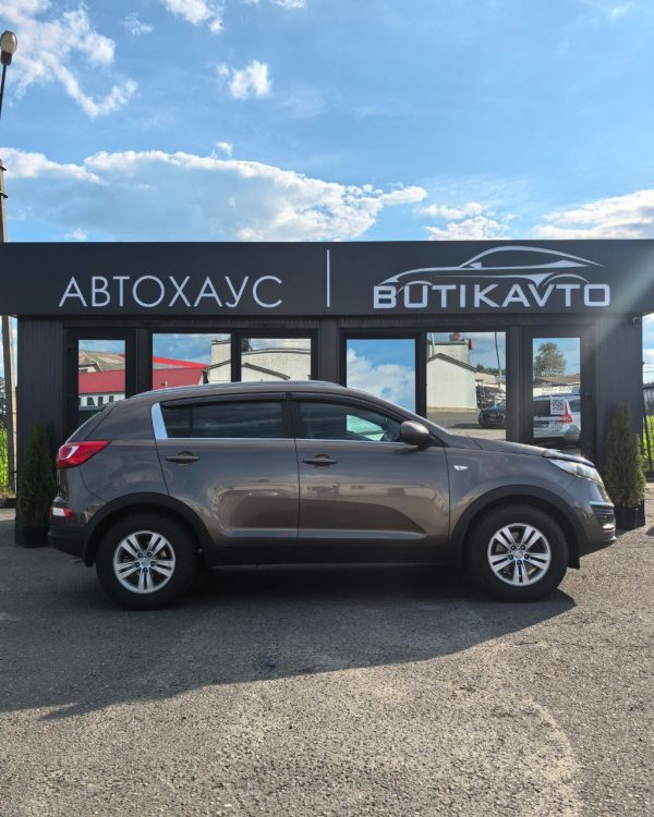 Kia Sportage III - Image 8