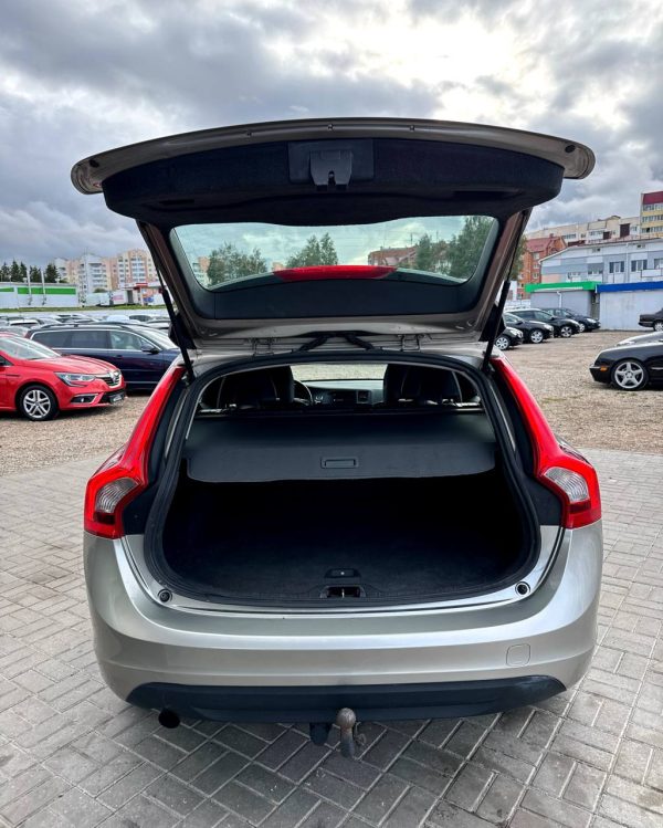 Volvo V60 I - Image 15