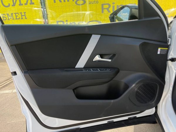 Citroen C4 III - Image 10