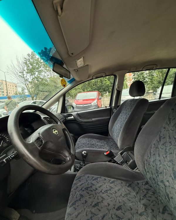 Opel Zafira A - Image 7