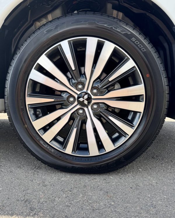 Mitsubishi Outlander III · 3-й рестайлинг - Image 16
