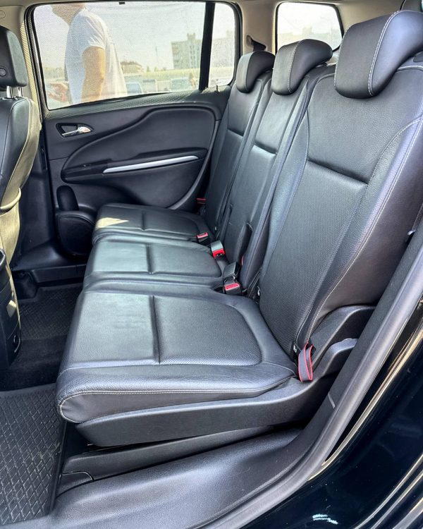 Opel Zafira C · Рестайлинг - Image 13