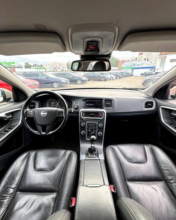Volvo V60 I - Image 11