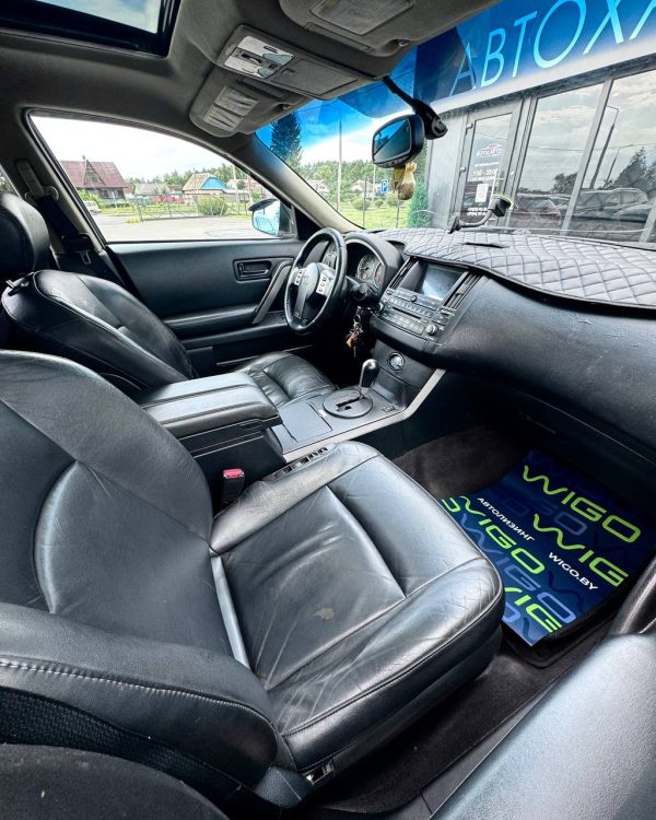 Infiniti FX I - Image 13