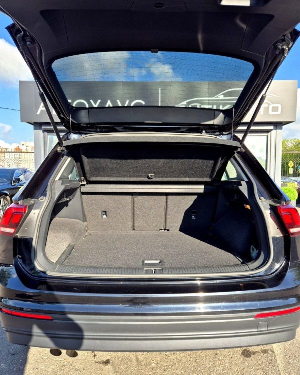 Volkswagen Tiguan - Image 14