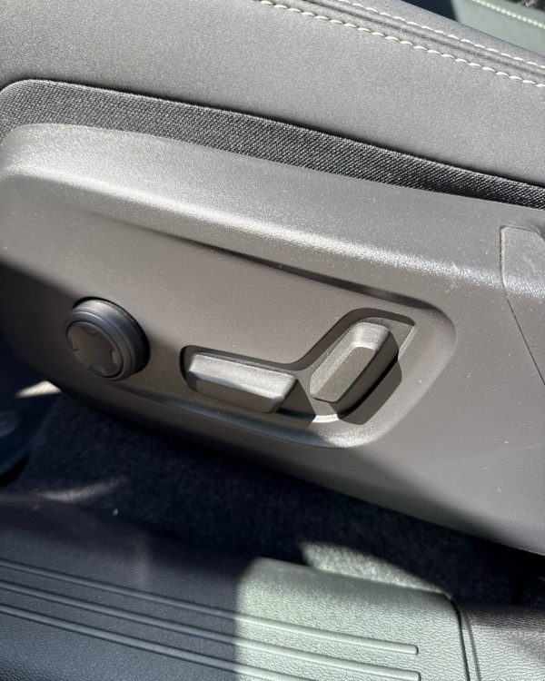 Volvo XC40 I · Рестайлинг - Image 18
