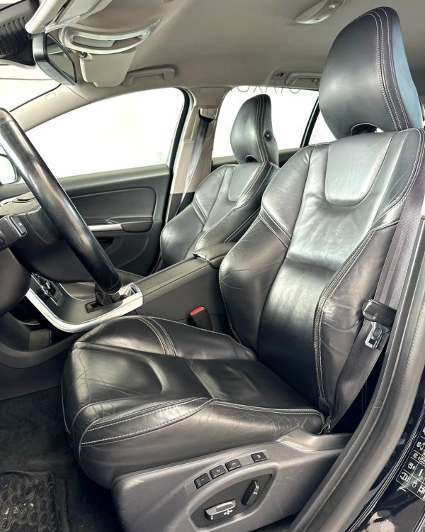 Volvo V60 I · Рестайлинг - Image 12