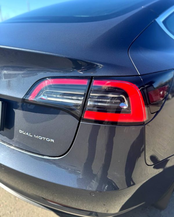 Tesla Model 3 I - Image 25