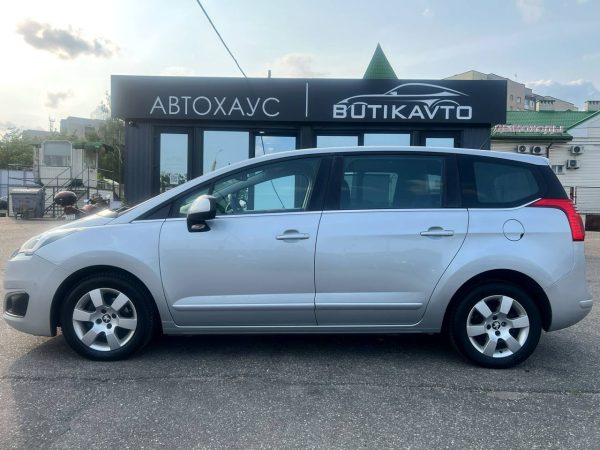 Peugeot 5008 I · Рестайлинг - Image 4