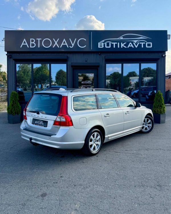 Volvo V70 III - Image 7