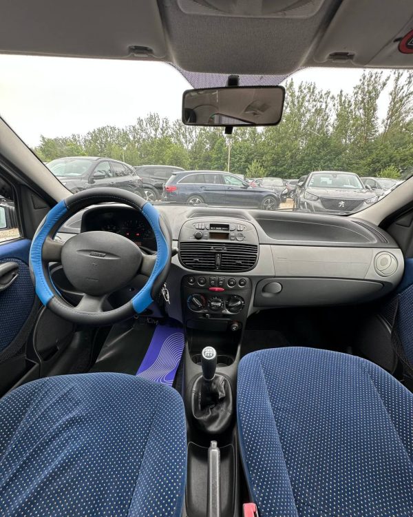 Fiat Punto II - Image 9