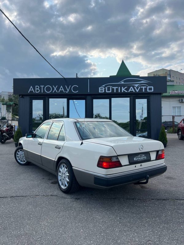 Mercedes-Benz E-Класс W124 S124 C124 A124 · Рестайлинг - Image 5